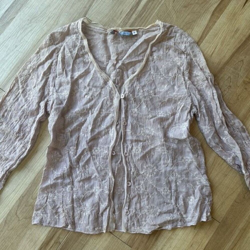 Johnny was embroidered blouse